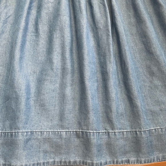 Kate Spade off-the-shoulder soft cotton denim top. Size medium. - Picture 5 of 5